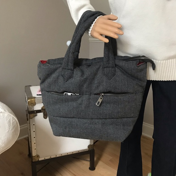 GAP flannel bag. Excellent used condition. - Picture 2 of 4